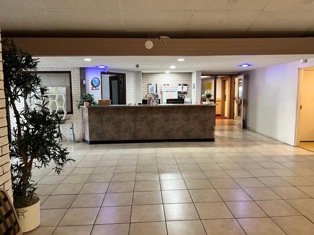 Lively Inn And Suites - Sudbury Naughton Esterno foto
