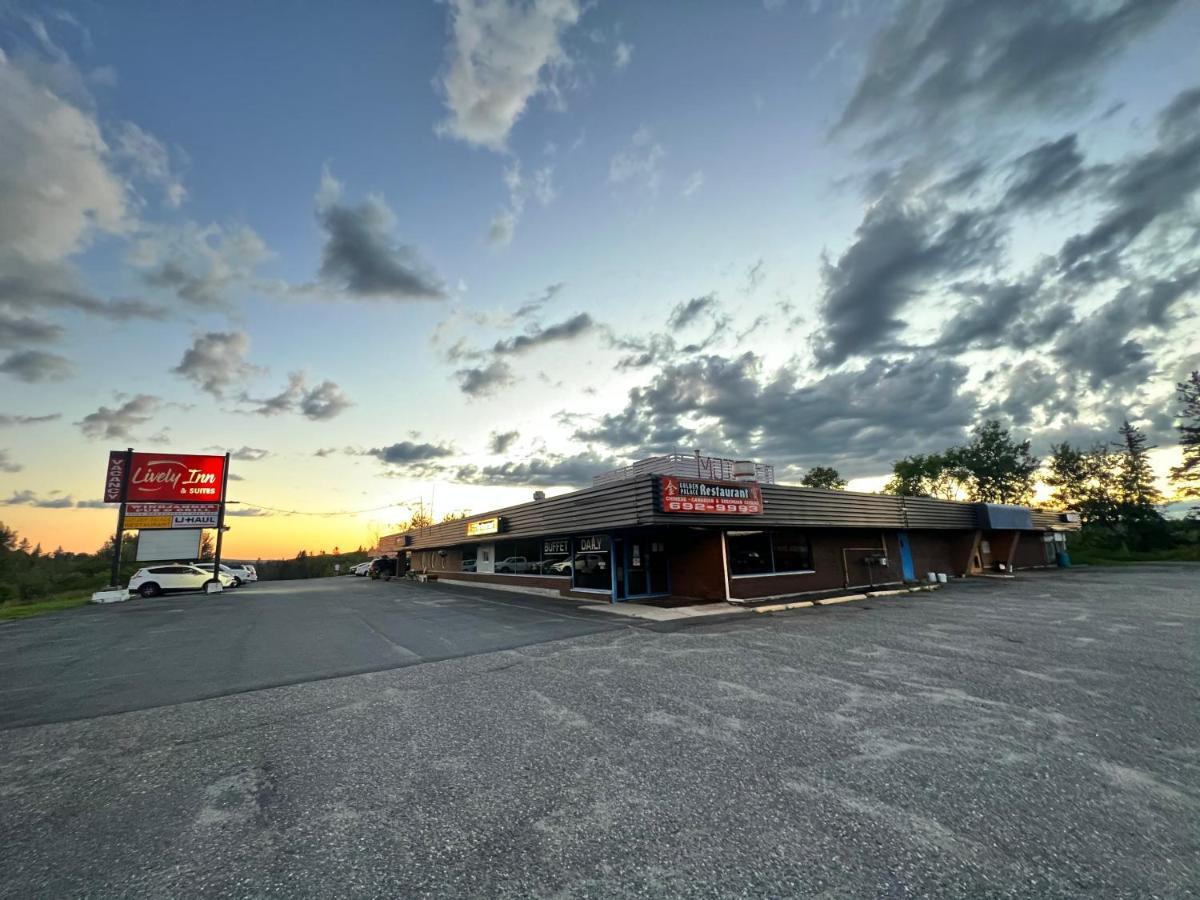 Lively Inn And Suites - Sudbury Naughton Esterno foto