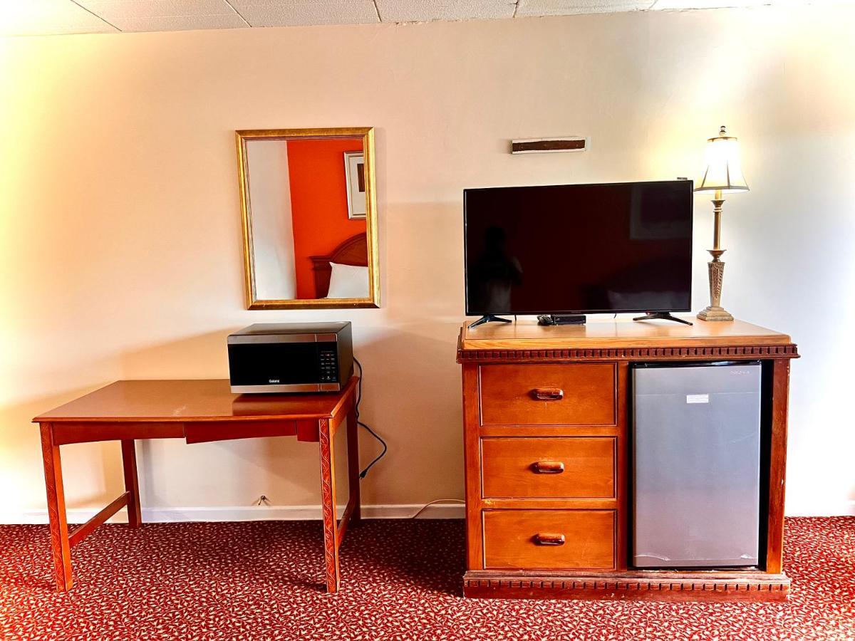 Lively Inn And Suites - Sudbury Naughton Esterno foto