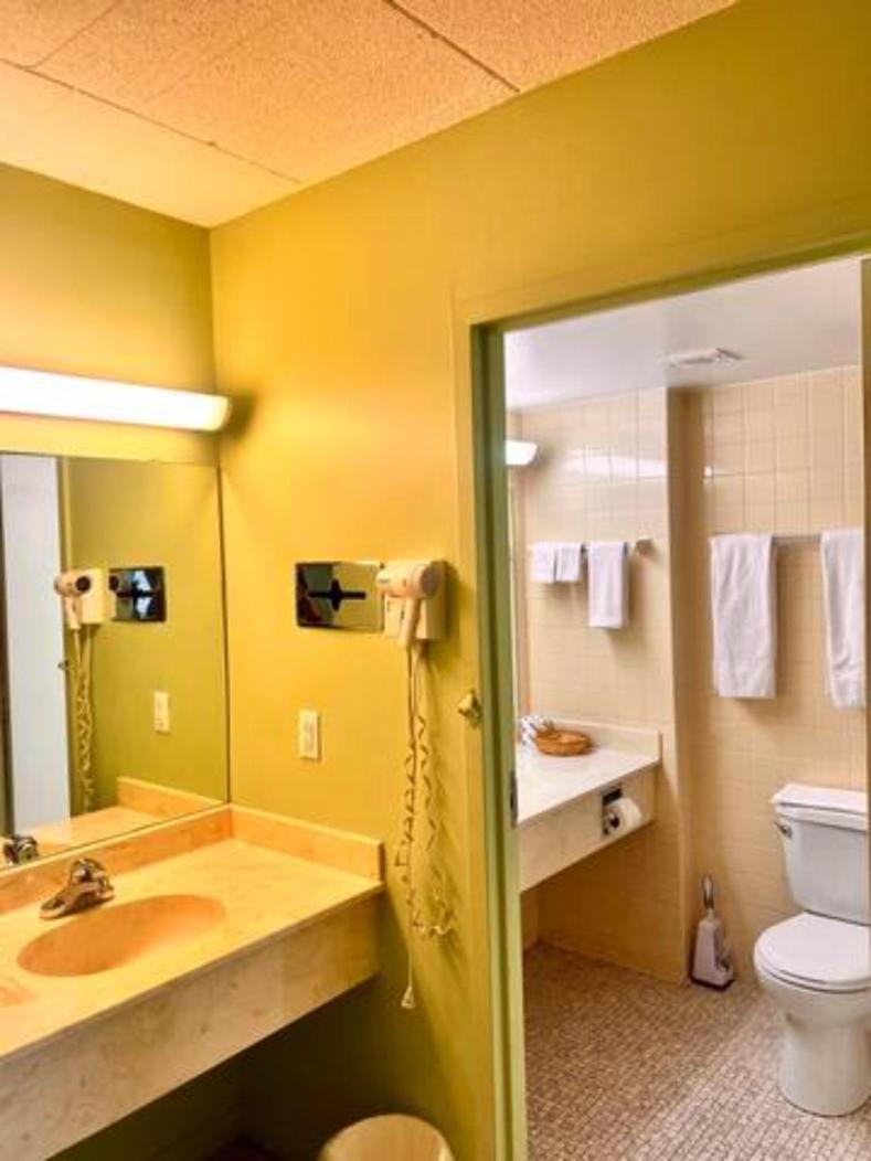 Lively Inn And Suites - Sudbury Naughton Esterno foto