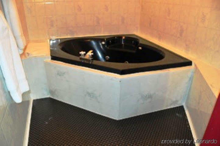 Lively Inn And Suites - Sudbury Naughton Esterno foto